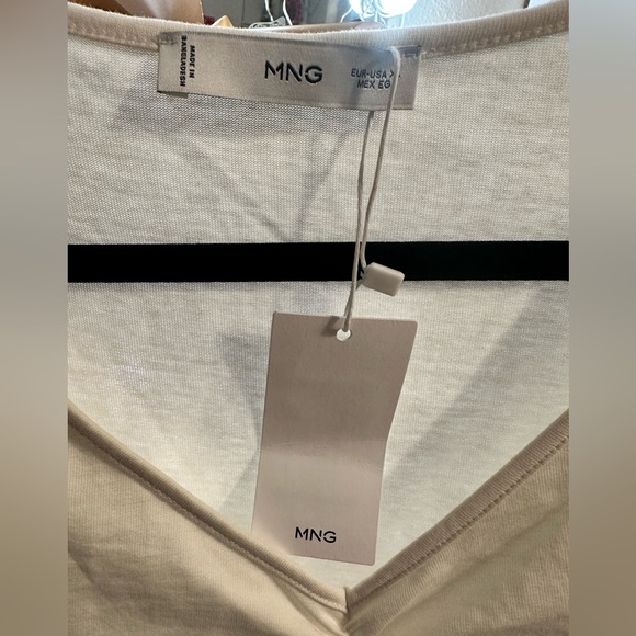 MANGO top brand new super fresh amazing color - Picture 2 of 4